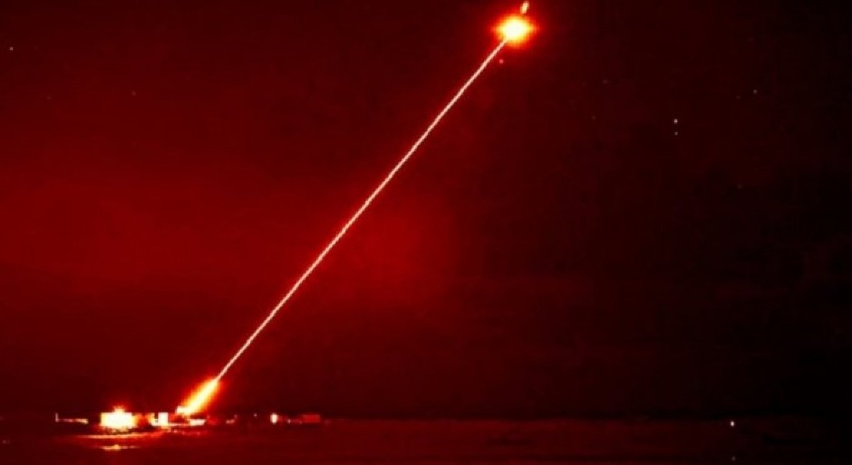 INCIDENT KOJI JE NA KORAK DO RATA? Kina gađala nemački avion laserom usred misije EU!