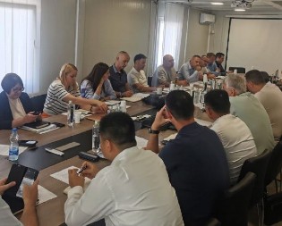 "SASTANAK NA GRADILIŠTU U SURČINU" Siniša Mali: Sa izvođačima radova analiziramo i pratimo svaki detalj na gradilištu