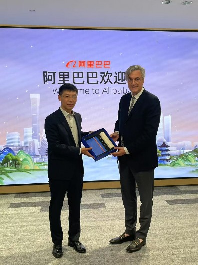 Čadež: Više od 100 B2B sastanaka prvog dana na sajmu u Pekingu, sa Alibabom razgovori o strateškom partnerstvu