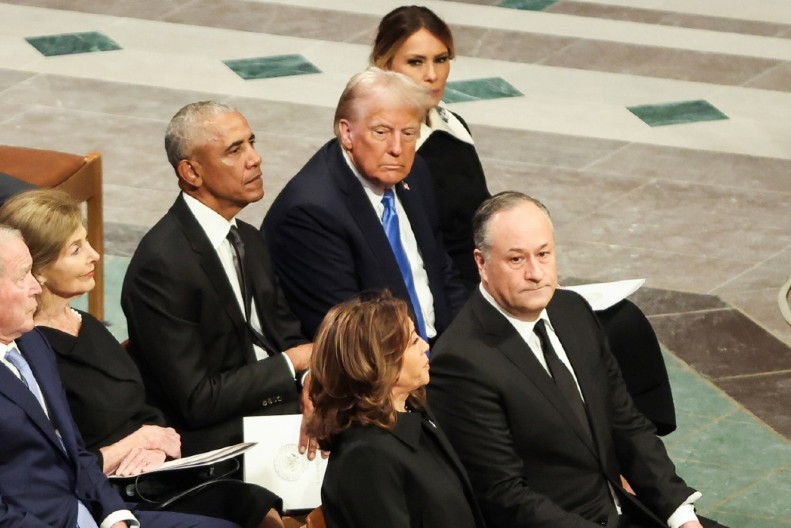 TRAMP UDARIO NA OBAMU Optužbe za IZBORNU PREVARU uzdrmale Ameriku, SVE ĆE IZAĆI NA VIDELO?