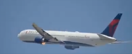AVION U PLAMENU, GORI NEBO! Uzbuna na letu, piloti proglasili VANREDNO STANJE, usnimljen prizor od kog ćete se naježiti! (VIDEO)