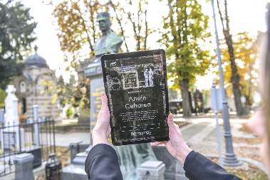 PROŠETAJTE ALEJAMA SEĆANJA UZ POMOĆ APLIKACIJE KOJOM JE DIGITALIZOVAN DEO KULTURNOG NASLEĐA SAČUVAN NA NOVOM GROBLJU