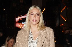 DEČKO MILICE TODOROVIĆ JE STARIJI OD NJE Evo kolika je razlika u godinama, pevačica sa zgodnim ekonomistom čeka dete