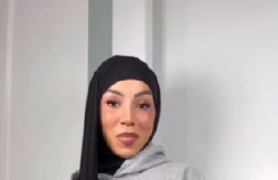 AU BRE, DA LI JE OVO REALNO? Influenserka se slikala gola ali sada postaje vernica, šokantnom promenom razbesnela pratioce! (VIDEO)