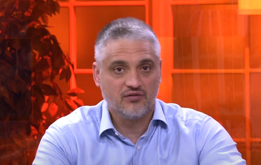 ON JE ČEDIN NASLEDNIK! Jovanović ima tri ćerke i jednog sina - evo kako izgleda Mihajlo koji je aplicirao je za Harvard, Stenford...