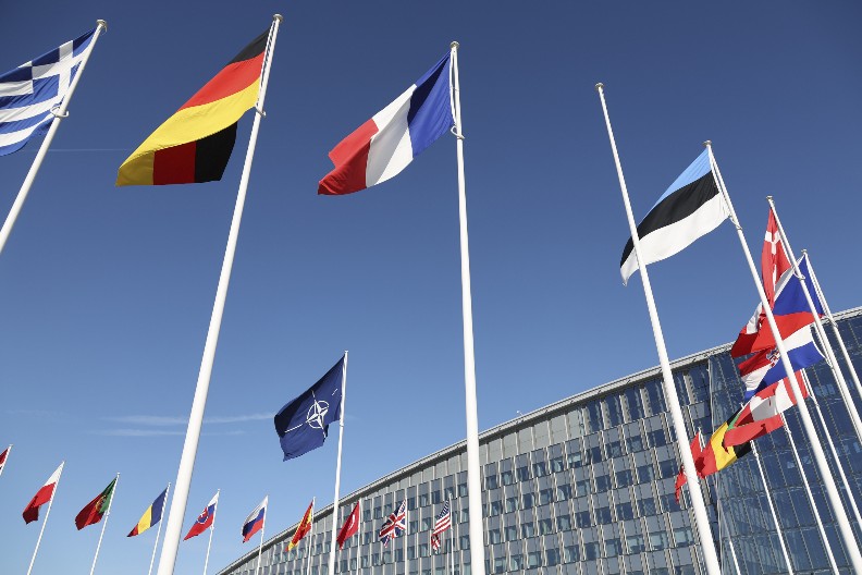 MERE PROTIV PRIŠTINE OSTAJU NA SNAZI Hladan tuš iz EU za lažnu državu: Formiranje ZSO je prioritet