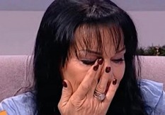 "JAO, DOBRI MOJ, KUD SAD ODE?" Naša pevačica se slomila zbog smrti, nije mogla da dođe sebi: "Niko nije mogao da dođe do njega"