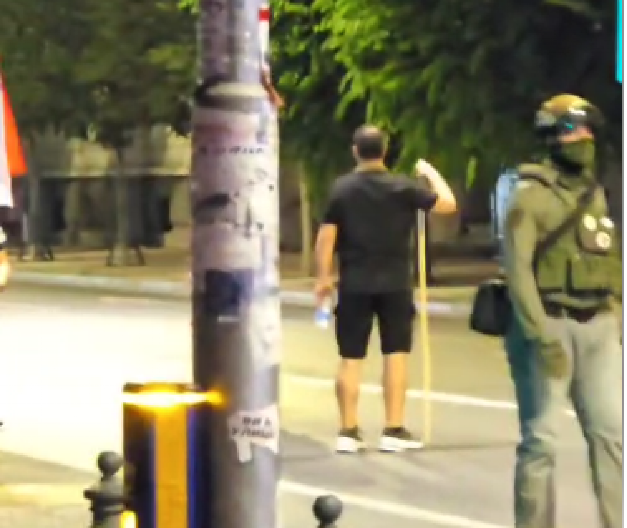 VUČIĆ O BLOKADERIMA BEZBOŽNICIMA "Valjda bi vam bio dobar patrijarh da vas poziva da spaljujete ljude"