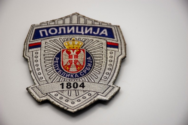 OGLASILA SE POLICIJSKA UPRAVA IZ ČAČKA Evo šta su rekli o blokaderu koji je policajcu oteo štit i slomio ga