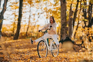 NAJSREĆNIJI ZNAK JESENI 2025  Novac će im stizati kao poručen, pucaće od zdravlja, a od prve polovine oktobra će se tek iznenaditi!