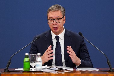 VUČIĆ O NOVIM EKONOMSKIM MERAMA: To je plod zahteva građana, ja vas molim da nam i dalje ukazujete na to šta možemo da uradimo