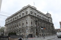 VLADA USVOJILA ODLUKU Od 1. januara minimalna zarada veća za 10,1%, na 551 evro!