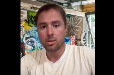 BLOKADERI U BRUTALNOJ KAMPANJI PROTIV DOJUČERAŠNJEG FINANSIJERA! Čim je izneo svoj stav, plenumaši krenuli sa uvredama (FOTO)