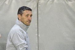 PAKAO ZA SRBINA U BUGARSKOJ Zbog straha od huligana obećao ostavku, pa pogazio reč