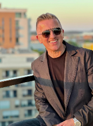 SRĐAN PREDOJEVIĆ BIO SA POZNATOM GLUMICOM? O njihovoj romansi brujala je Srbija, ovim potezom joj je slomio srce!