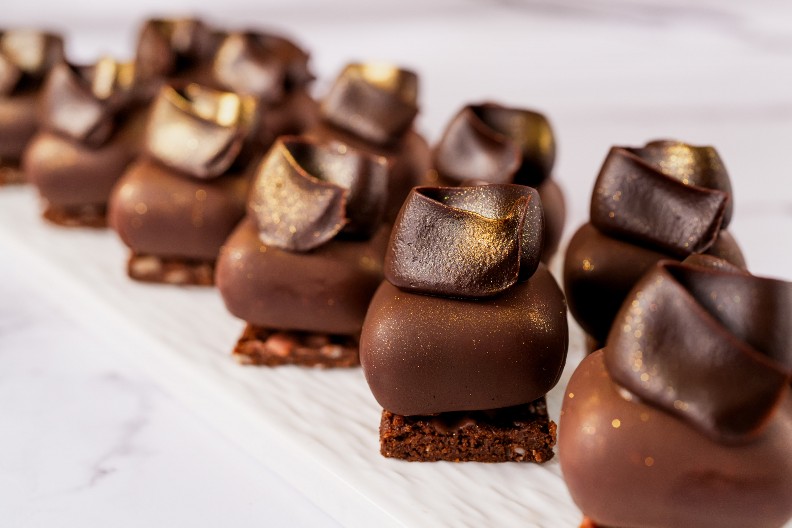 Crème de la Crowne Plaza – Sitni kolači za velike trenutke