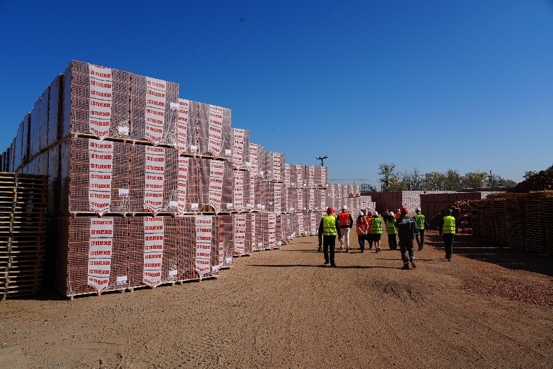 IZVRŠILI PRONEVERU Njih trojica uhapšena izbog crepa