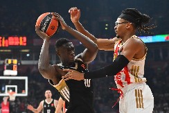 MONEKEOVU IZJAVU "DELIJE" ĆE PAMTITI ZAUVEK "Ponosan sam na svoj tim, neću napuštati Zvezdu do penzije"