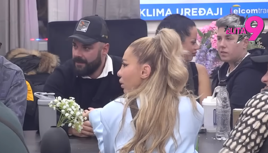 "LUPIO SAM JOJ ĆUŠKU" Luka otkrio šta se sve dešavalo između njega i Aneli u četiri zida, a potom pokušao da se opravda!