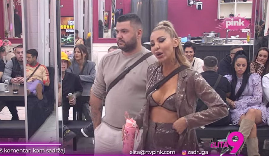 S OVOM BOMBOM JE ASMIN VARAO ANELI! Baškarali su se u Dubaiju, njegov otac je sve znao, a sada ima dete sa mužem poznate pevačice! (FOTO)