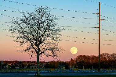 OPREZ Dabrov Supermesec 5. novembra brutalno udara po džepu ova 4 znaka horoskopa