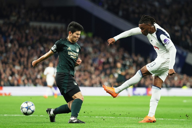 AFERA PIŠTOLJ POTRESA ENGLESKU Otkriven identitet zvezde Premijer lige koja je u centru skandala