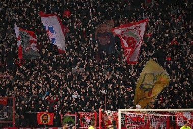 "DELIJE" SE POHVALILE ZAPLENOM IZ HRVATSKE Zastava poznate hrvatske grupe okrenuta naopako na meču sa Lilom (FOTO)