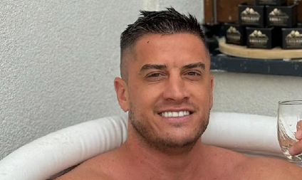 SMRŠAO 7 KG ZA TRI NEDELJE! Otkrio zdravu dijetu, evo u čemu je tajna njegovog izgleda i kilaže koja varira (FOTO)