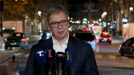 PREDSEDNIK VUČIĆ OBRATIO SE IZ PARIZA: Borio sam se za interese naše zemlje, tri sata smo razgovarali (VIDEO)