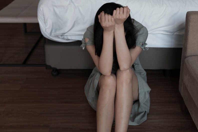 JEZIVO PORODIČNO NASILJE U BEOGRADU Iživljavao se nad ženom, tukao je pesnicama, a onda je gađao pepeljarom