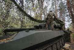 UKRAJINCI BEŽE GLAVOM BEZ OBZIRA: Front se račva, Rusi prodiru...