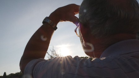 EVO KADA STIŽU SNEG I ZAHLAĐENJE Rade iz Užica pogađa prognozu "100 posto" uz pomoć plećke, olovke i crkvenog kalendara