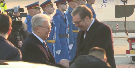 PREDSEDNIK KAZAHSTANA U DVODNEVNOJ POSETI SRBIJI: Vučić dočekao Tokajeva