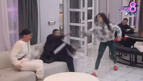 NEMA POVLAČENJA, TRPI ZA HONORAR! Bivša žena Ivana Marinkovića ne prestaje da pravi haos u Beloj kući