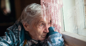 PENZIONERKA NASELA NA TEŠKU PREVARU Evo kako je ostala bez 2.000 evra u sopstvenoj kući