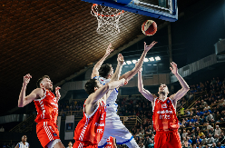 ZVEZDA JEDVA NAŠLA IZLAZ IZ ŠUME Spartak furiozno počeo, crveno-beli ga ugasili