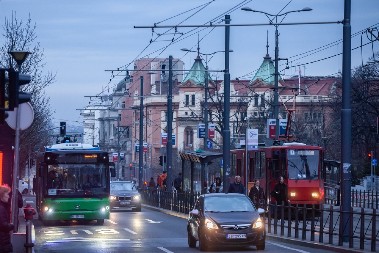 NAJVIŠE AUTOBUSA REGISTROVANO U TREĆEM KVARTALU Od automobila najviše se kupuju benzinci