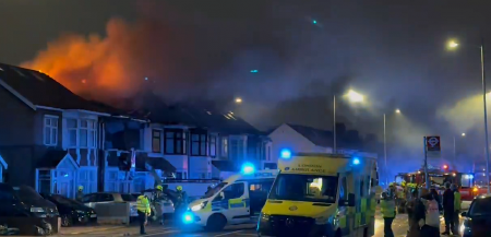 EKSPLOZIJA ODJEKNULA U LONDONU Prizor je strašan, ima povređenih (VIDEO)