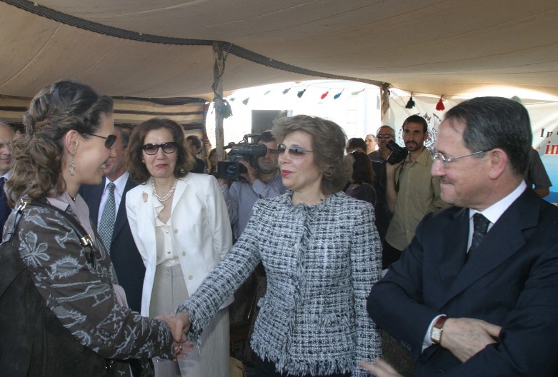 LONDON BRUJI O ASADIMA, OVO SU TAŠTA I TAST SVRGNUTOG LIDERA "Asmini roditelji su izgubili sve prijatelje... Otac je došao kod mene pre 10 dana i rekao mi svoj plan"