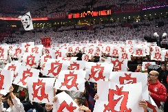 ARENA JE GRMELA Pogledajte spektakularnu koreografiju pred meč Zvezde i Olimpijakosa (VIDEO)