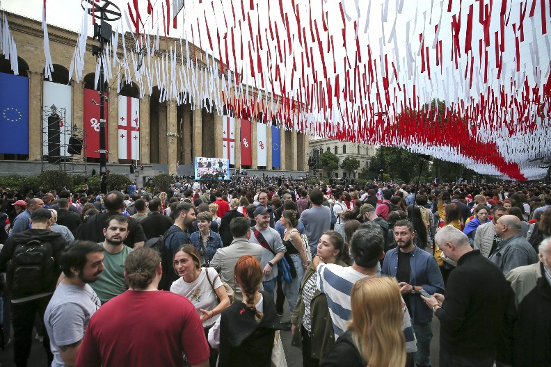 GRUZIJA DOBILA NOVOG PREDSEDNIKA Stigli prvi rezultati glasanja