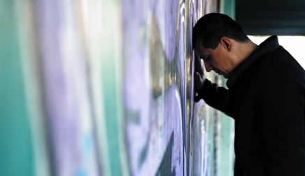 "BOŽE, TI SI JE DAO, MOLIM TE NEMOJ DA JE UZMEŠ" Ćerka našeg pevača bila na ivici života, on van sebe: "Pitanje je da li će preživeti noć"