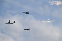 MOĆNI AVION VOJSKE SRBIJE Tvrđava na nebu, a troši ko šibica