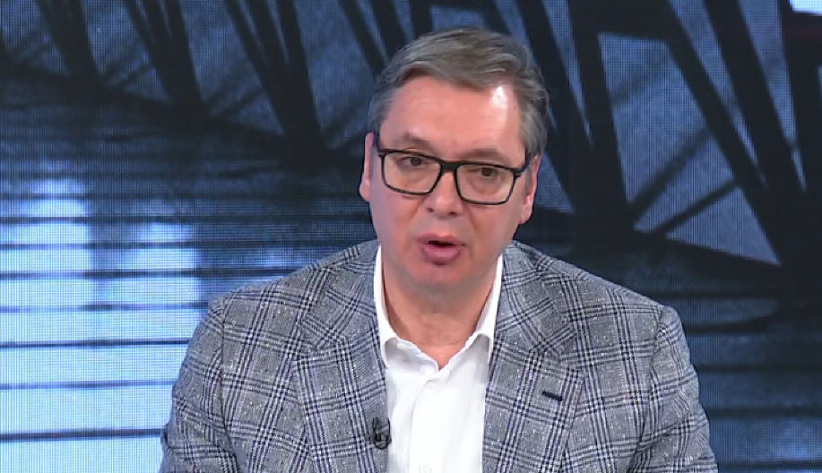VUČIĆ O ŠTRAJKU PROSVETARA Prihvatio sam zahteve, oni su pristali pa porekli - onda vi shvatite da neko drugi time upravlja