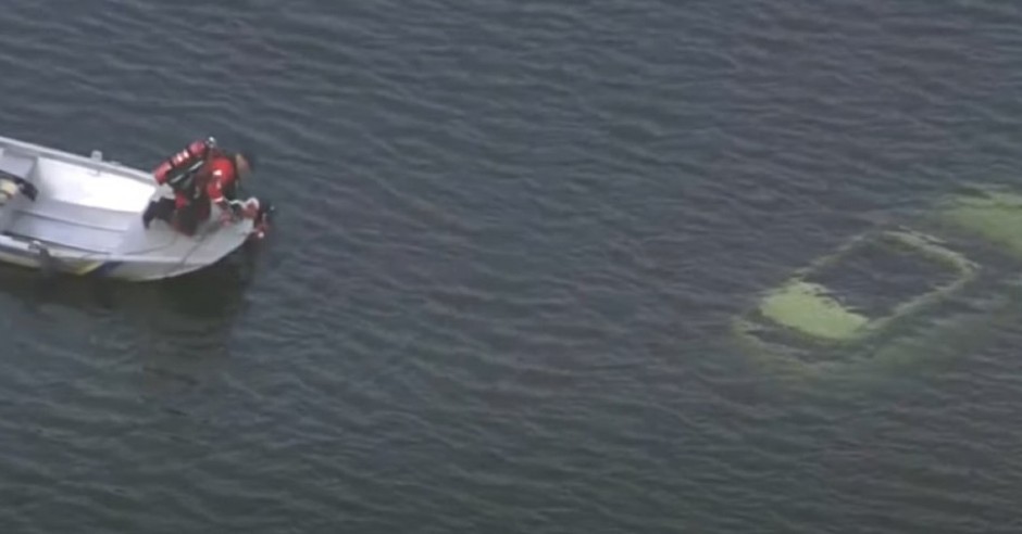 AUTOMOBIL SE SA PUTA UŽICE-SEVOJNO SURVAO U REKU ĐETINJA Prizor sa lica mesta ledi krv u žilama