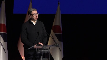 BESPLATAN SIR POSTOJI SAMO U MIŠOLOVCI Vučić: Kad vidite koliko je u opozicione političke stranke, u ProGlas, došlo novca spolja - nema ništa za džabe!