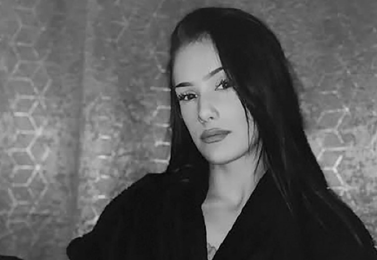 Ovo je devojka koja je poginula u stravičnoj nesreći kod Zenice! Grad zavijen u crno