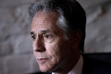 SKANDALOZNO PRIZNANJE BLINKENA: Amerika tajno naoružavala Ukrajinu pre SVO!