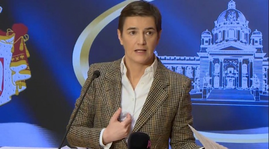 BRNABIĆ OTKRILA ŠTA RADE OPOZICIJA I ANTISRPSKI MEDIJI Vučić je za Božić slao poruke pomirenja i zajedništva, a oni...