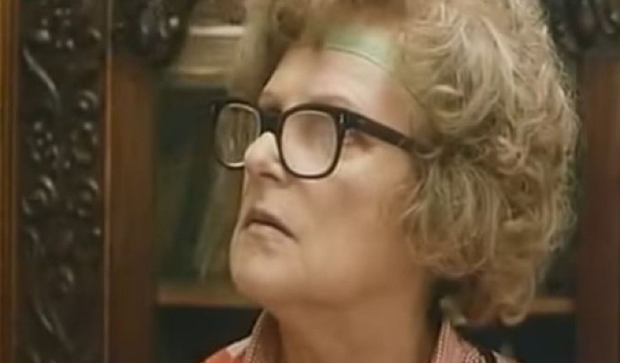 U "TESNOJ KOŽI" PREDVIDELA DOBITNU LOTO KOMBINACIJU Ovi brojevi koje je izgovorila Rahela Ferari izvučeni u stvarnosti